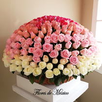 Enorme Arreglo De 365 Rosas Premium.