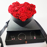 Elegante estuche de rosas rehidratadas. - Image 3